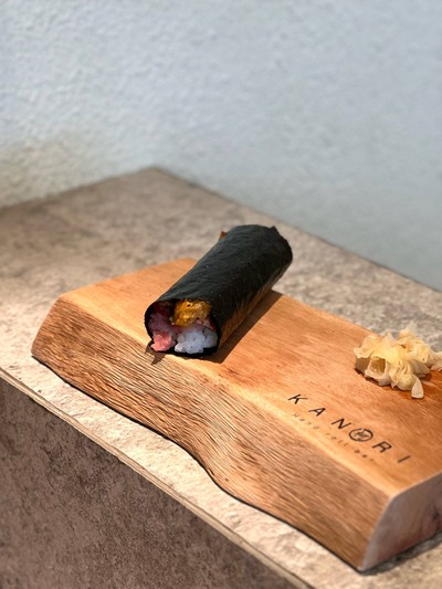 Kanori Hand Roll Bar  Central Embassy