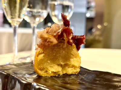 คอร์สอาหารสเปน 9 เมนู รสชาติสุดล้ำลึก มาหมดกุ้ง ปลา หางวัว