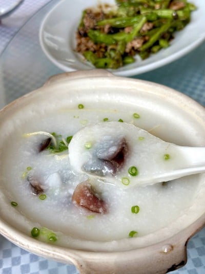โจ้กไข่เยี่ยวม้า