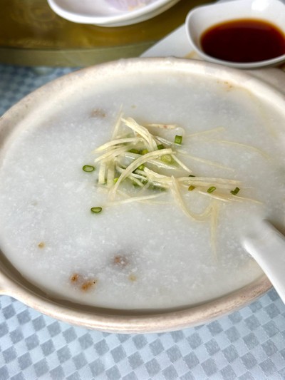 โจ๊กหมูสับหนำเลี๊ยบ