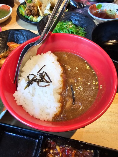 ข้าวราดแกงกะหรี่