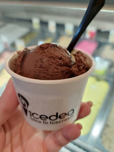 ไอศกรีม รสช็อกโกแลตบราวนี่