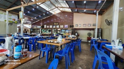 ร้านอาหาร ต้นตะขบ