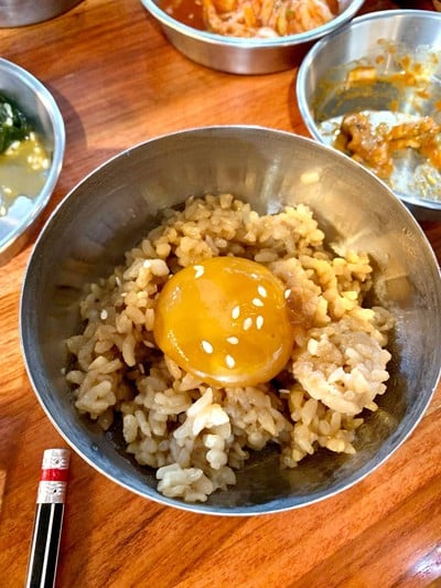 ข้าวมันไข่ดองซีอิ๊ว