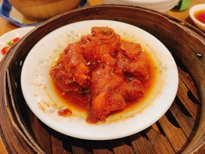 ซี่โครงน้ำแดง