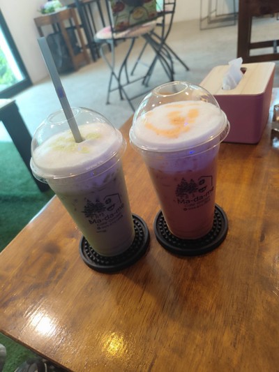 อาหาร หรือ เครื่องดื่ม