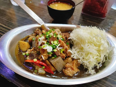 อาหาร หรือ เครื่องดื่ม