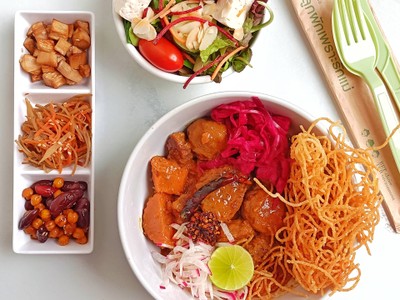 ข้าวซอยมันม่วง