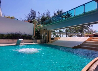 สระว่ายน้ำ/ชายหาด