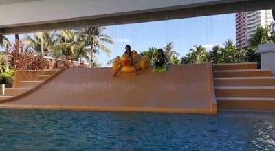 สระว่ายน้ำ/ชายหาด