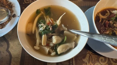 แกงเห็ดรวม