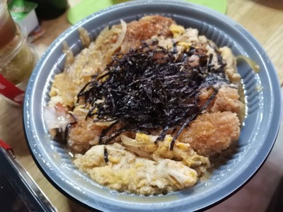 คัตสึด้งหมู กุ้งทอด