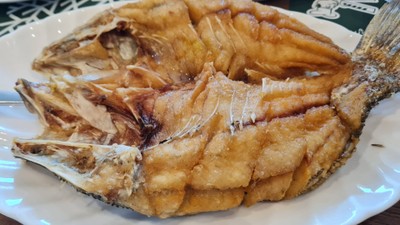 ปลากระพงทอดน้ำปลา