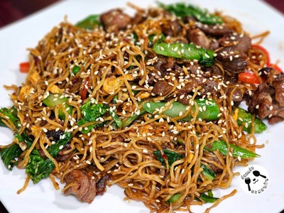 อาหาร หรือ เครื่องดื่ม