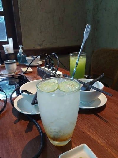 อาหาร หรือ เครื่องดื่ม