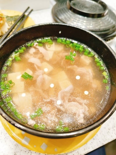 อาหาร หรือ เครื่องดื่ม