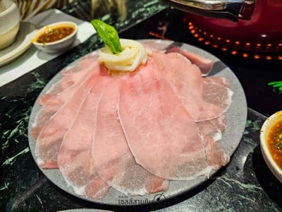 อาหาร หรือ เครื่องดื่ม