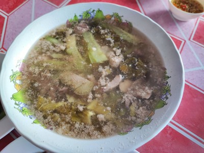 อาหาร หรือ เครื่องดื่ม
