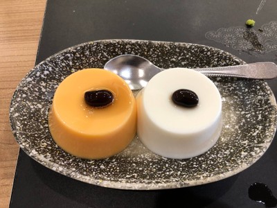 Hokkaido Melon Pudding และ Hokkaido Milk Pudding