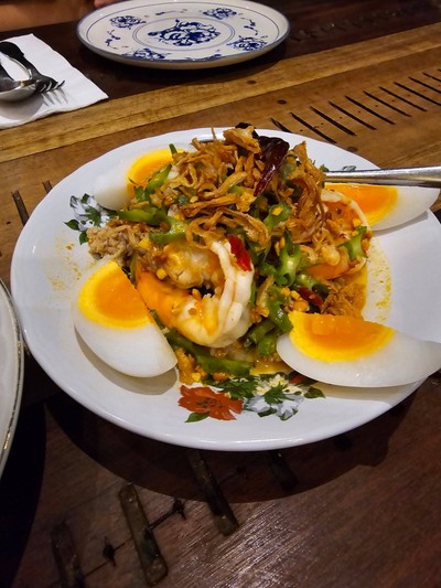 ยําถั่วพูกุ้งสด