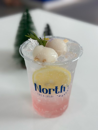 กุหลาบลิ้นจี่โซดา