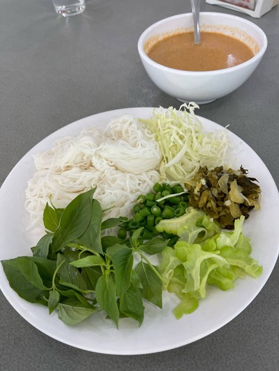 ขนมจีนน้ำยาเจ