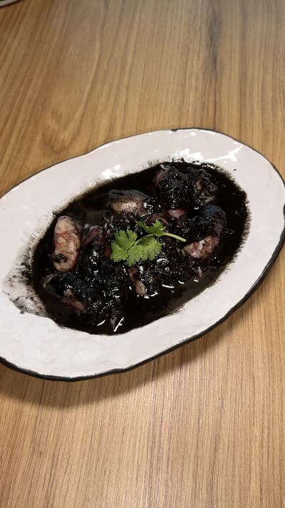 หมึกจิ๊กโก๋น้ำดำ