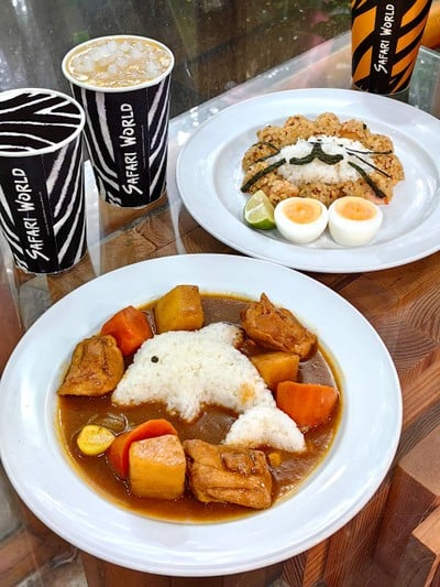 อาหาร หรือ เครื่องดื่ม