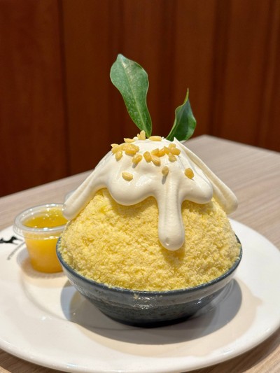 ข้าวเหนียวมะม่วงคากิโกริ