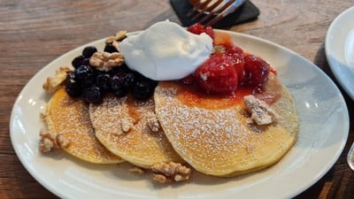 Berries Butter Milk Pancake