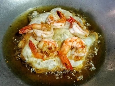วิธีทำ ไข่เบียดกุ้ง 🍤🍳 วิธีทำ ไข่เบียดกุ้ง 🍤🍳