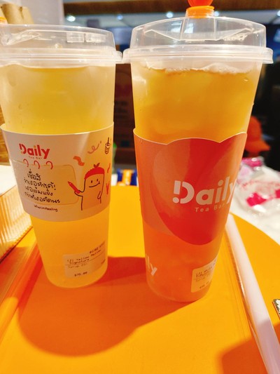 Yellow Mellow / White Peach