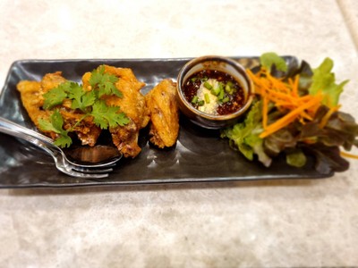 ปีกไก่ทอดน้ำปลา