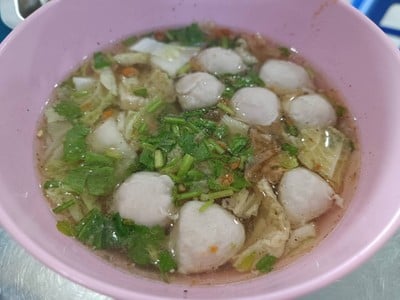 เกาเหลา ลูกชิ้นหมู