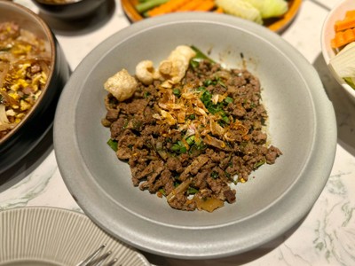 ลาบหมูคั่ว