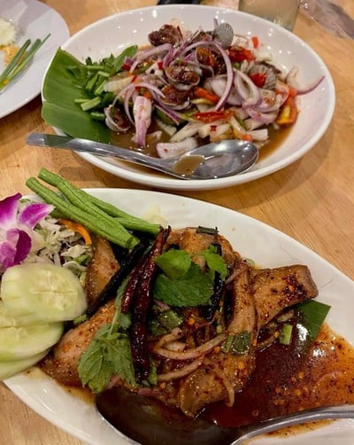 แรดแซ่บนัว สาขาลพบุรี