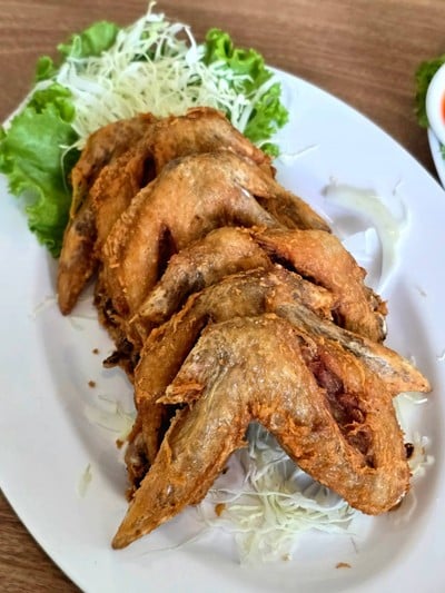 ปีกไก่ทอด