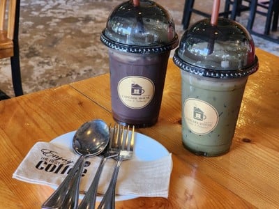 อาหาร หรือ เครื่องดื่ม