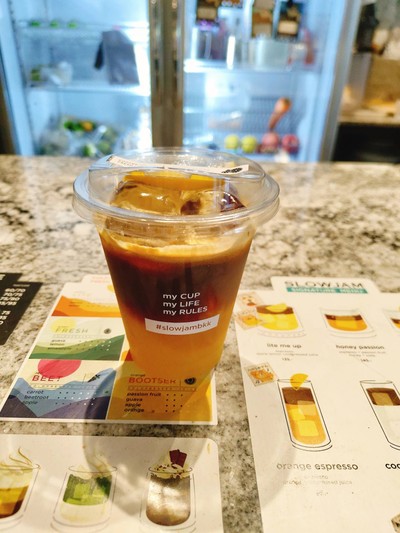 Orange Espresso - กาแฟส้มเขียวหวานคั้นสด