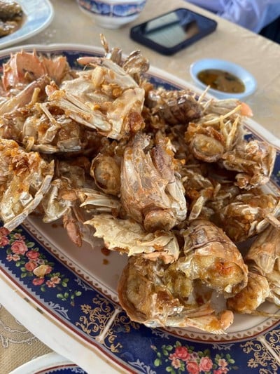 กั้งทอดกระเทียม