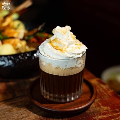 อาหาร หรือ เครื่องดื่ม