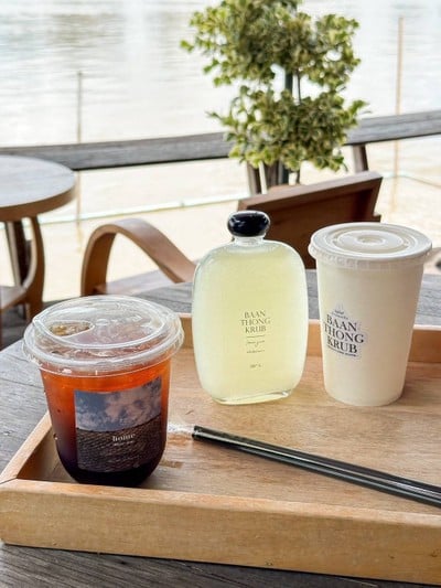 บ้านทองกลับ