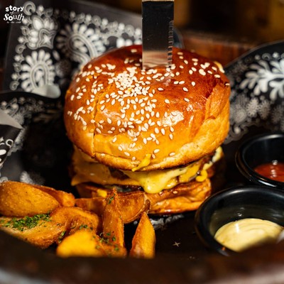 อาหาร หรือ เครื่องดื่ม