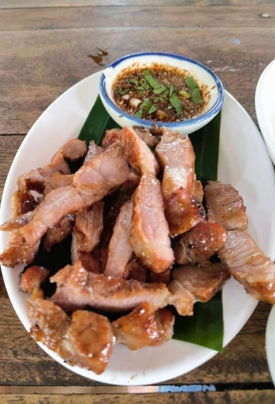 หมูย่าง