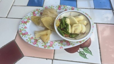 เครื่องเคียงผักกาดดองพริกกระเทียม