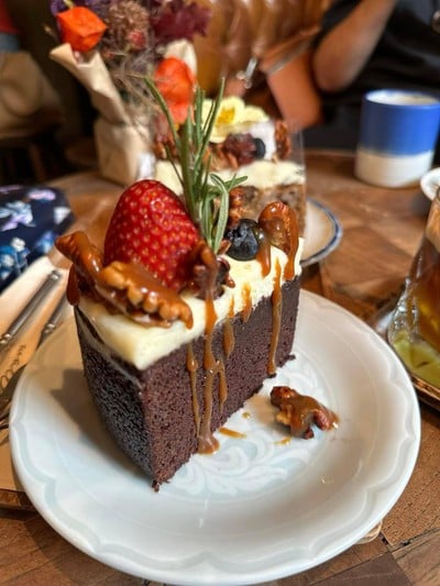 Wallflowers วอลฟลาวเวอร์