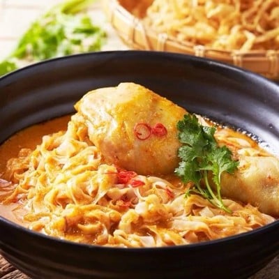 เมนูของร้าน ไท่ไท่ ทองอินทร์ (Taitai thongin)   ข้าวซอย/น้ำเงี้ยว/ร้านฮาลาล/โรตี -