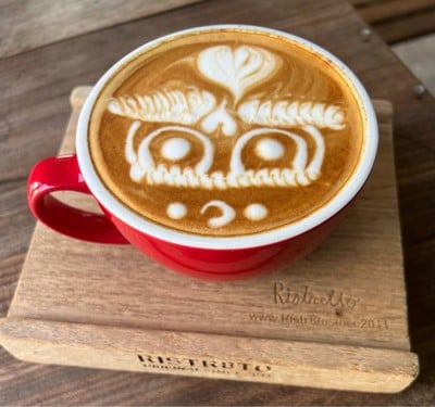 Ristr8to ปากซอยนิมมาน ซ.3