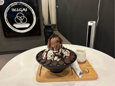 Milky Cookies & Cream Bingsu