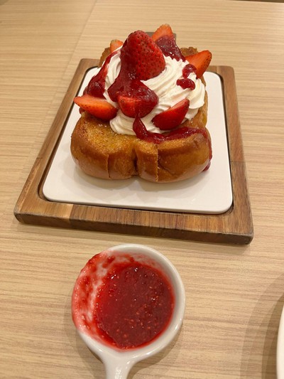 Strawberry Cream Toast